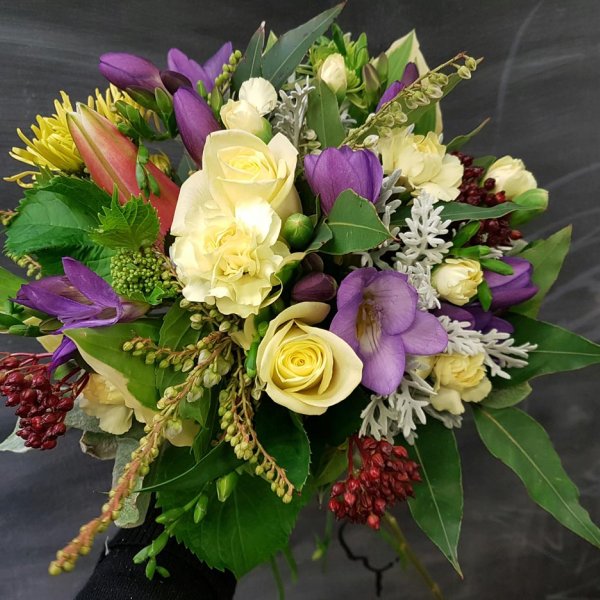 Spring posy