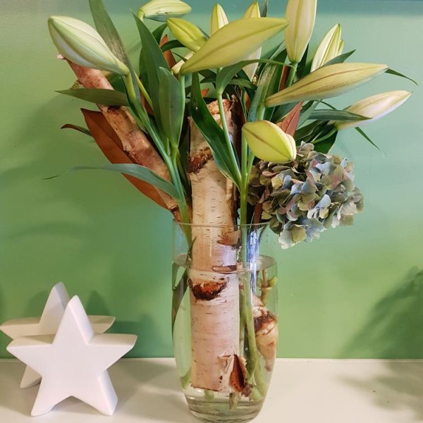 Corporate vase
