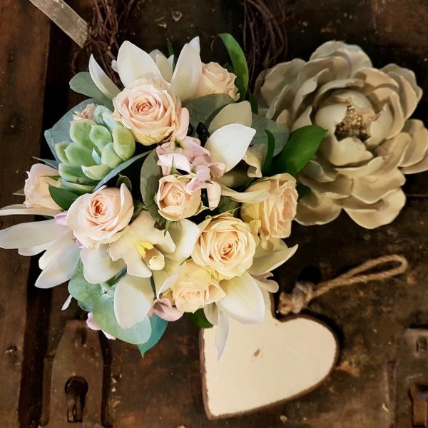 Pastel arrangement in pot