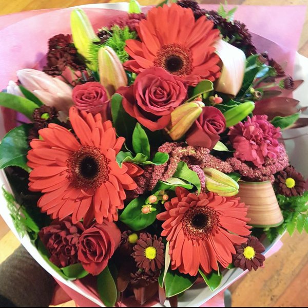Scarlet bouquet