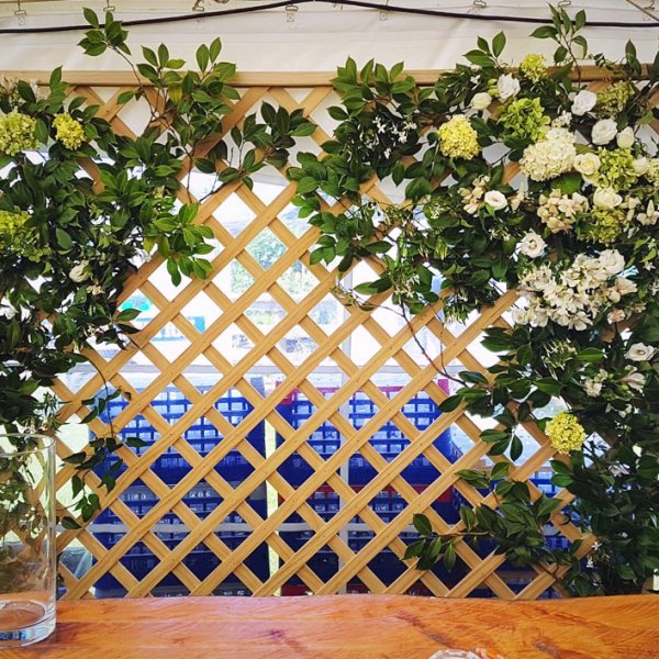 Papaiti marquee installation